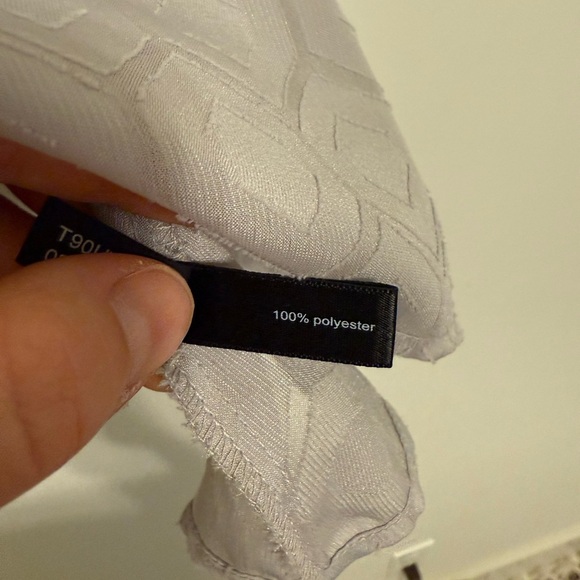 2/$25 The Limited - Gray Hexagon Print Short Sleeve Blouse - Picture 7 of 9